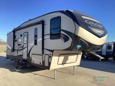 2018 Keystone RV Cougar - Photo 1
