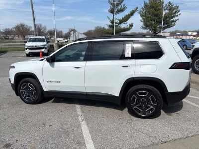 2026 Jeep Cherokee — photo 18 view