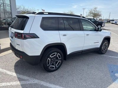 2026 Jeep Cherokee — photo 28 view