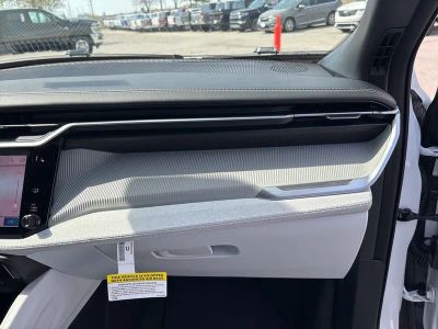 2026 Jeep Cherokee — photo 56 view