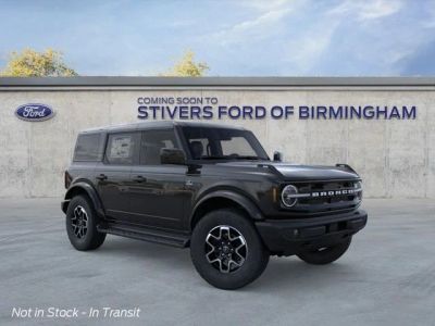 2026 Ford Bronco Outer Banks in Shadow Black — front three-quarter view