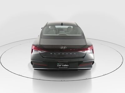 2024 Hyundai Elantra - Photo 6