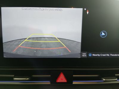 2024 Hyundai Elantra - Photo 16