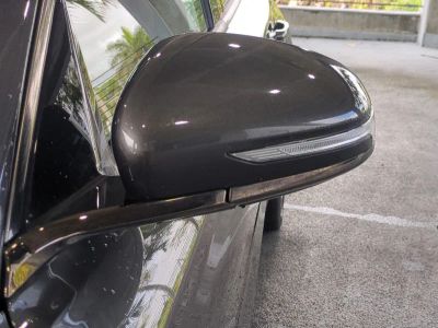 2023 Genesis G70 — photo 12 view