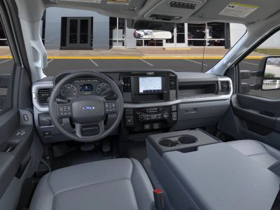 2026 Ford Chassis Cab - Photo 9