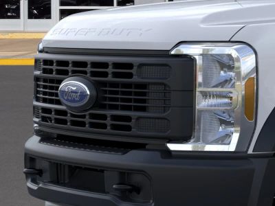 2026 Ford Chassis Cab - Photo 17