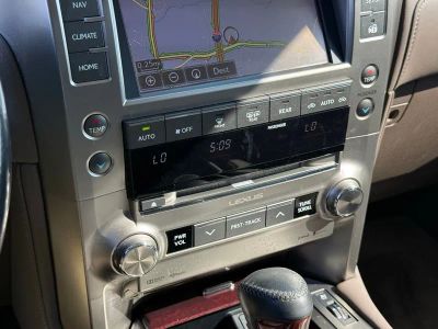 2017 Lexus GX 460 - Photo 35