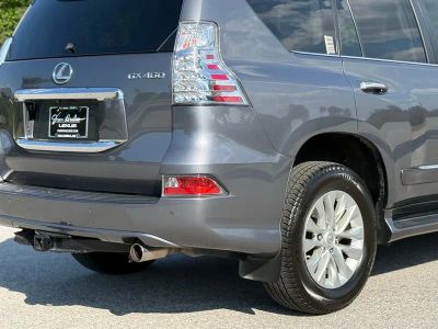 2017 Lexus GX 460 - Photo 14