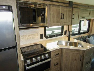 2026 Winnebago SUNSTAR - Photo 12