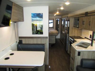 2026 Winnebago SUNSTAR - Photo 6