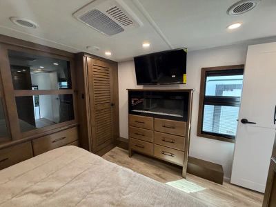2026 Keystone RV Montana - Photo 15