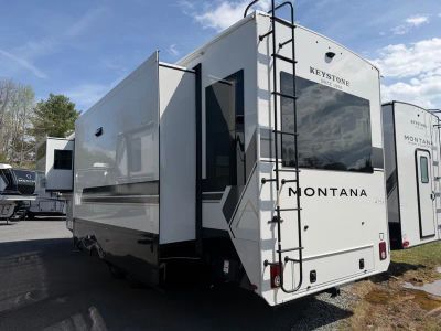 2026 Keystone RV Montana - Photo 3