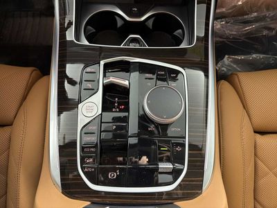 2026 BMW X7 xDrive40i - Photo 17