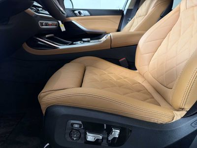 2026 BMW X7 xDrive40i - Photo 12
