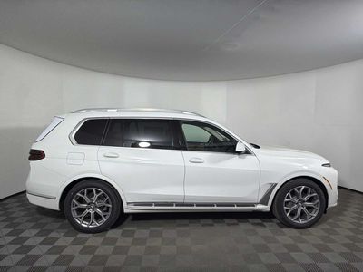 2026 BMW X7 xDrive40i - Photo 8