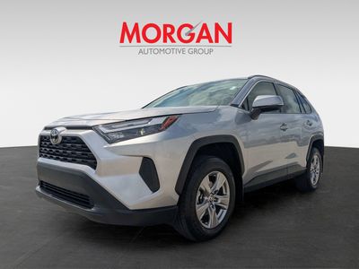 2025 Toyota RAV4 - Photo 9