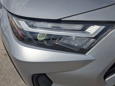 2025 Toyota RAV4 - Photo 10