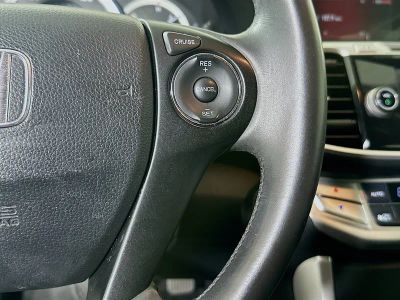 2014 Honda Accord Sedan — photo 17 view