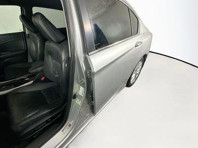 2014 Honda Accord Sedan — photo 12 view