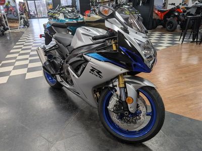 2026 Suzuki GSX-R750 in SILVER — front three-quarter view