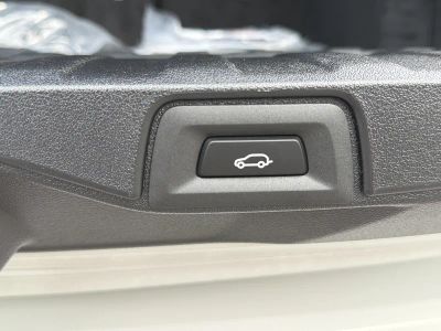 2026 BMW X5 — photo 14 view