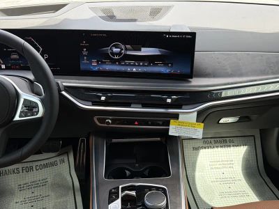 2026 BMW X5 — photo 17 view