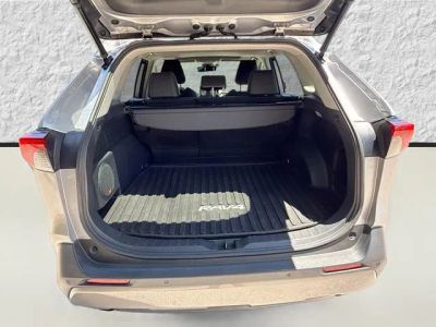 2020 Toyota RAV4 — photo 12 view