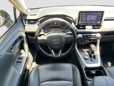 2020 Toyota RAV4 — photo 17 view