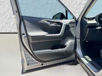 2020 Toyota RAV4 — photo 21 view