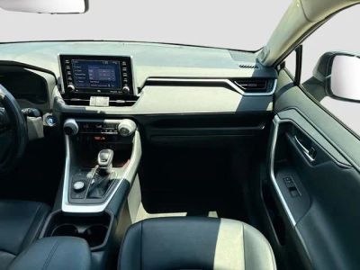 2020 Toyota RAV4 — photo 18 view