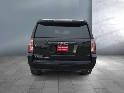 2017 GMC Yukon XL - Photo 5