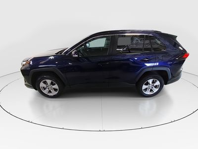 2025 Toyota RAV4 - Photo 4
