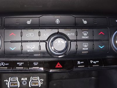 2025 Dodge Durango - Photo 18