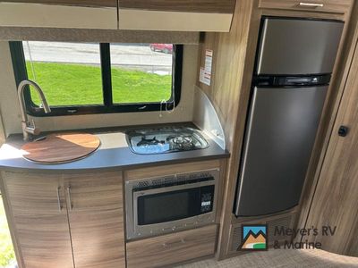 2019 Entegra Coach Qwest - Photo 21