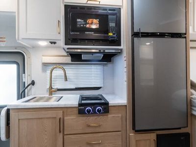 2026 Thor Motor Coach Chateau - Photo 14