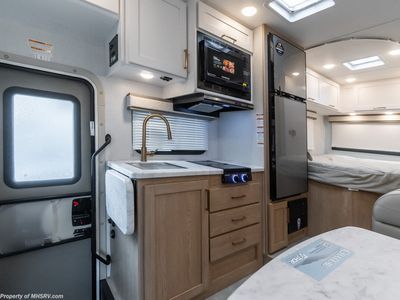 2026 Thor Motor Coach Chateau - Photo 13