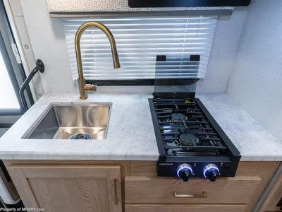 2026 Thor Motor Coach Chateau - Photo 17
