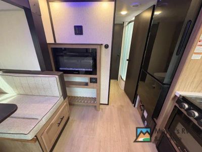 2025 Forest River RV Cherokee Grey Wolf Black Label - Photo 19