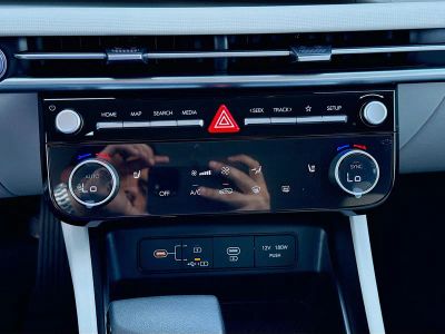 2026 Hyundai TUCSON — photo 12 view