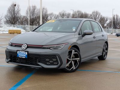 2025 Volkswagen Golf GTI - Photo 2