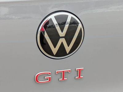 2025 Volkswagen Golf GTI - Photo 29