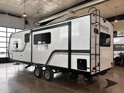 2026 Grand Design Imagine XLS - Photo 6