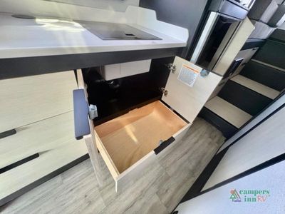 2026 Tiffin Motorhomes Open Trail - Photo 16
