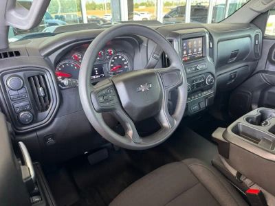 2023 Chevrolet Silverado 1500 - Photo 3