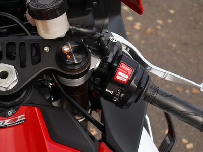 2026 Yamaha YZF-R1 70th Anniversary Edition - Photo 12