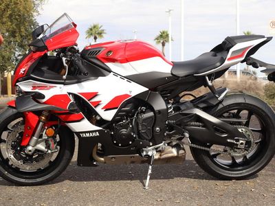 2026 Yamaha YZF-R1 70th Anniversary Edition - Photo 3