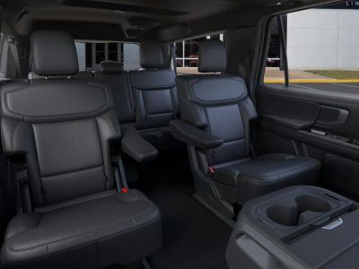 2026 Ford Expedition - Photo 11