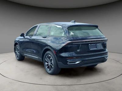 2026 Lincoln Nautilus — rear three-quarter view