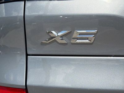 2026 BMW X5 — photo 11 view