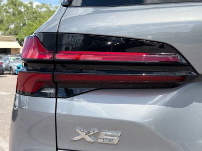 2026 BMW X5 — photo 10 view